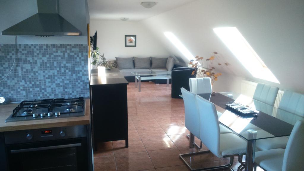 Solid Apartmans Budapesta Cameră foto