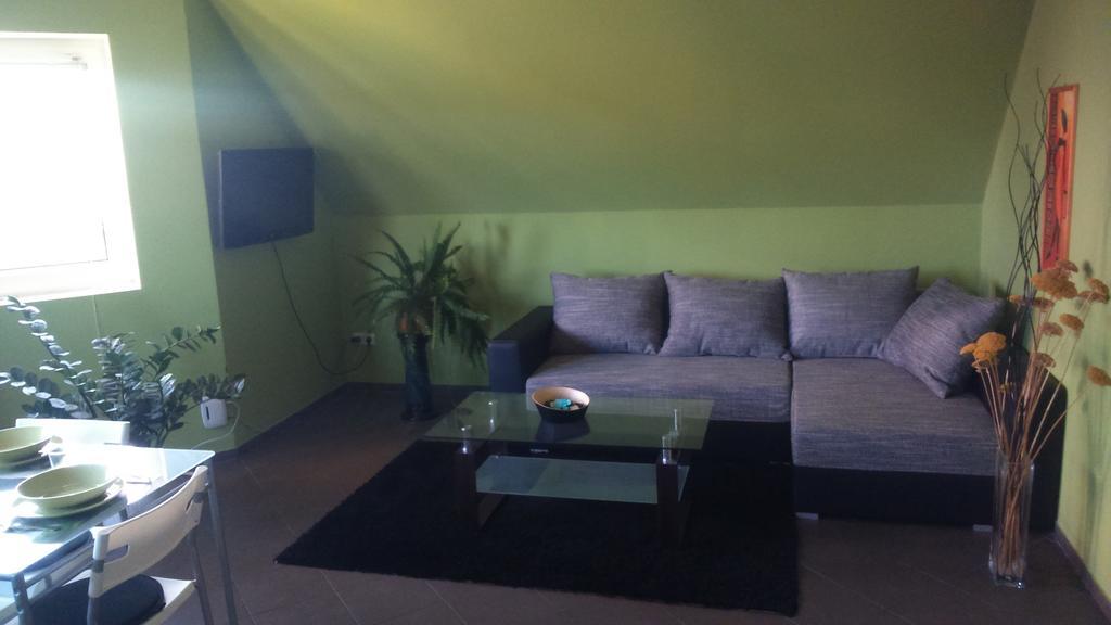 Solid Apartmans Budapesta Cameră foto